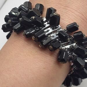 Vintage 1950s Black Glass Bead Cha Cha Expansion Bracelet 1in wide